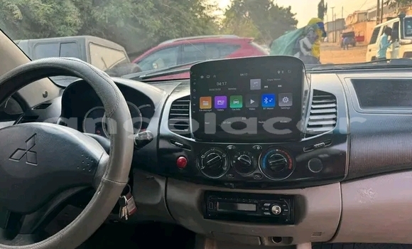 Comprar Usado Mitsubishi L200 Branco Carro em Luanda em Luanda Province Comprar Usado Mitsubishi L200 Branco Carro em Luanda em Luanda Province