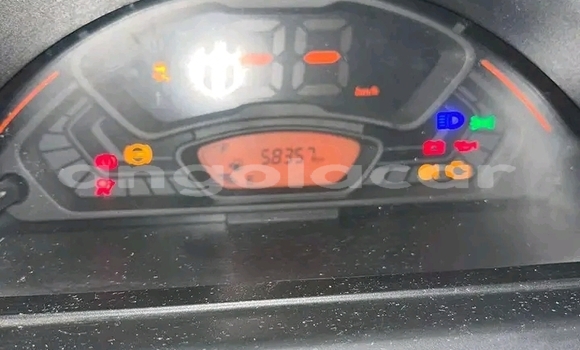 Acheter Occasion Voiture Suzuki Splash Noir à Lubango, Huila Acheter Occasion Voiture Suzuki Splash Noir à Lubango, Huila