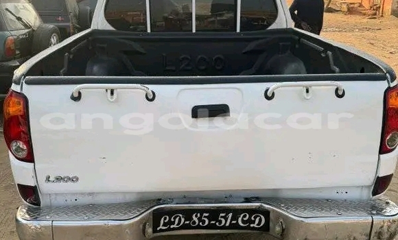 Comprar Usado Mitsubishi L200 Branco Carro em Huambo em Huambo Comprar Usado Mitsubishi L200 Branco Carro em Huambo em Huambo