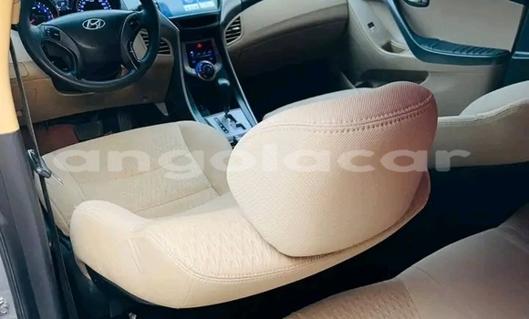 Comprar Usado Hyundai Elantra Outro Carro em Lobito em Benguela Comprar Usado Hyundai Elantra Outro Carro em Lobito em Benguela