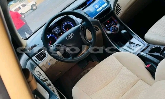 Comprar Usado Hyundai Elantra Outro Carro em Lobito em Benguela Comprar Usado Hyundai Elantra Outro Carro em Lobito em Benguela