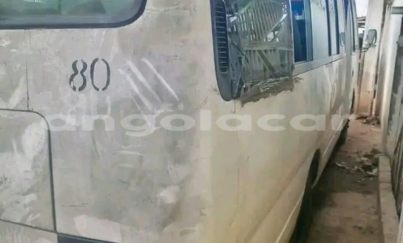Comprar Usado Toyota Coaster Branco Carro em Luanda em Luanda Province Comprar Usado Toyota Coaster Branco Carro em Luanda em Luanda Province