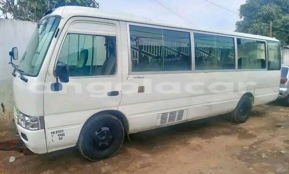 Comprar Usado Toyota Coaster Branco Carro em Luanda em Luanda Province Comprar Usado Toyota Coaster Branco Carro em Luanda em Luanda Province
