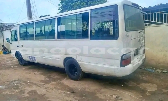 Comprar Usado Toyota Coaster Branco Carro em Luanda em Luanda Province Comprar Usado Toyota Coaster Branco Carro em Luanda em Luanda Province