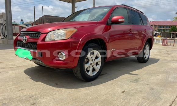 Comprar Usado Toyota RAV4 Vermelho Carro em Luanda em Luanda Province Comprar Usado Toyota RAV4 Vermelho Carro em Luanda em Luanda Province