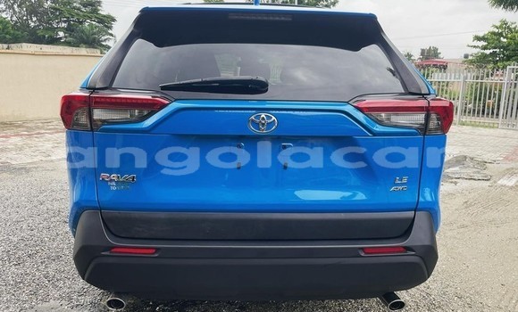 Comprar Usado Toyota RAV4 Azul Carro em Luanda em Luanda Province Comprar Usado Toyota RAV4 Azul Carro em Luanda em Luanda Province