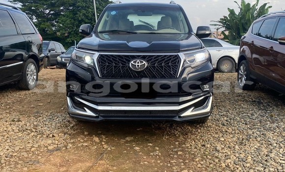 Buy Used Toyota Land Cruiser Prado Silver Car in Luanda in Luanda Province Buy Used Toyota Land Cruiser Prado Silver Car in Luanda in Luanda Province