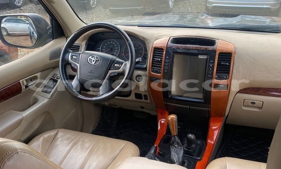 Buy Used Toyota Land Cruiser Prado Silver Car in Luanda in Luanda Province Buy Used Toyota Land Cruiser Prado Silver Car in Luanda in Luanda Province