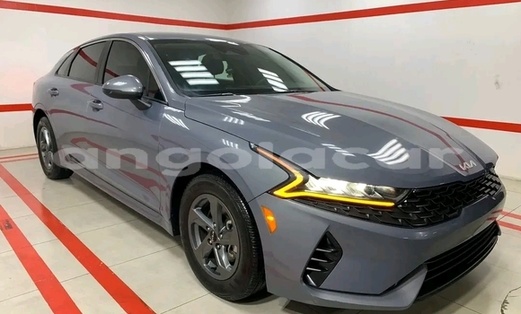 Buy Used Kia K5 Other Car in Luanda in Luanda Province