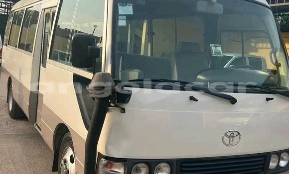 Comprar Usado Toyota Coaster Outro Carro em Luanda em Luanda Province Comprar Usado Toyota Coaster Outro Carro em Luanda em Luanda Province