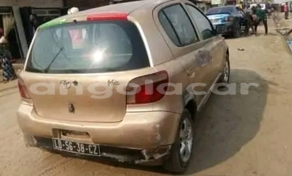 Comprar Usado Toyota Vitz Outro Carro em Chinjenje em Huambo Comprar Usado Toyota Vitz Outro Carro em Chinjenje em Huambo
