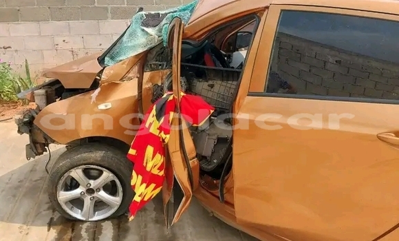 Comprar Usado Hyundai i10 Outro Carro em Luanda em Luanda Province Comprar Usado Hyundai i10 Outro Carro em Luanda em Luanda Province