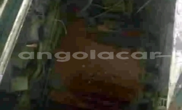 Comprar Usado Nissan Crew Outro Carro em Camacupa em Bie Comprar Usado Nissan Crew Outro Carro em Camacupa em Bie