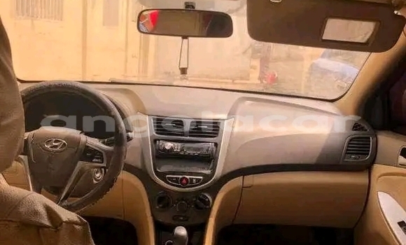 Comprar Usado Hyundai Accent Outro Carro em Lumeje em Moxico Comprar Usado Hyundai Accent Outro Carro em Lumeje em Moxico