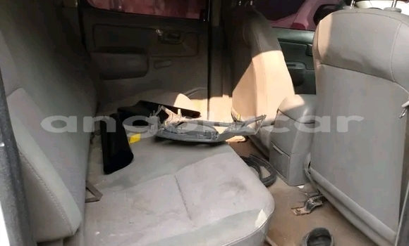 Buy Used Toyota Hilux White Car in Camacupa in Bie