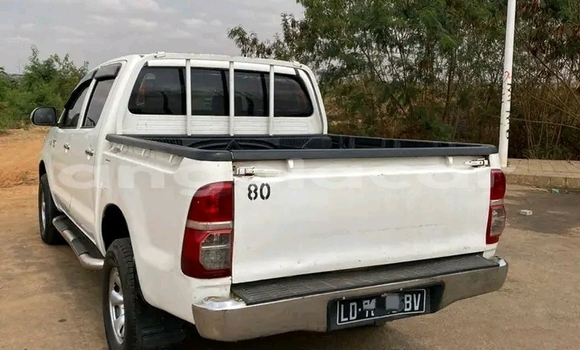 Comprar Usado Toyota Hilux Branco Carro em Lobito em Benguela Comprar Usado Toyota Hilux Branco Carro em Lobito em Benguela