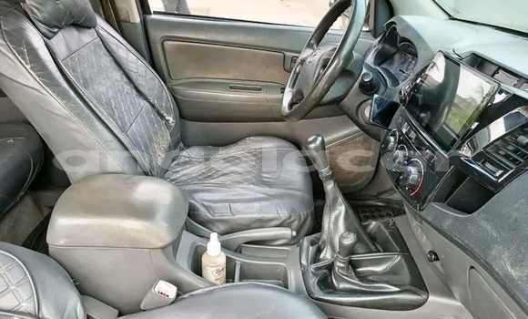 Comprar Usado Toyota Hilux Outro Carro em Catabola em Bie Comprar Usado Toyota Hilux Outro Carro em Catabola em Bie