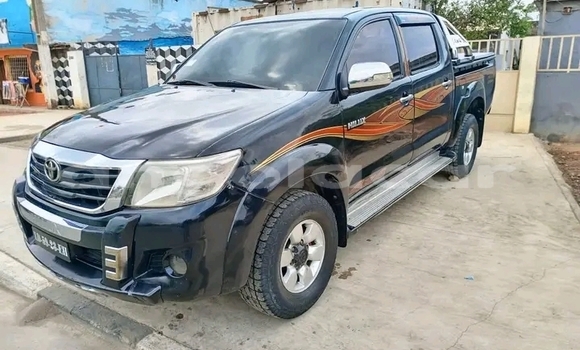 Comprar Usado Toyota Hilux Outro Carro em Catabola em Bie Comprar Usado Toyota Hilux Outro Carro em Catabola em Bie