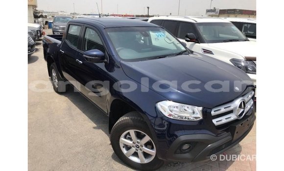 Comprar Importar Mercedes-Benz 250 Azul Carro em Import - Dubai em Bengo Province Comprar Importar Mercedes-Benz 250 Azul Carro em Import - Dubai em Bengo Province