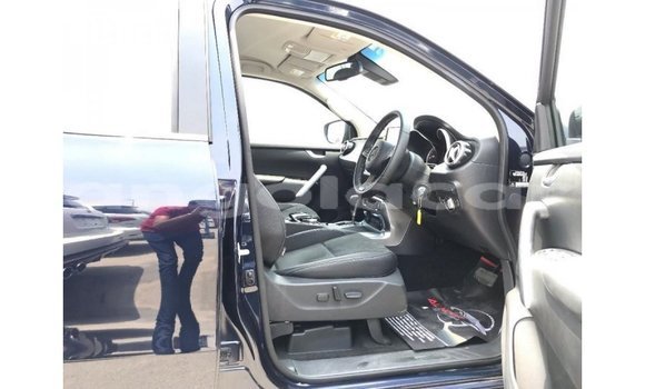 Comprar Importar Mercedes-Benz 250 Azul Carro em Import - Dubai em Bengo Province Comprar Importar Mercedes-Benz 250 Azul Carro em Import - Dubai em Bengo Province