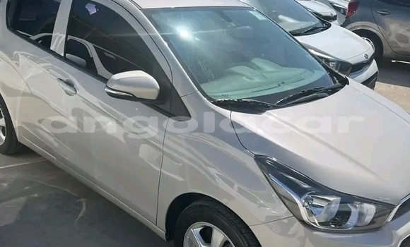 Comprar Usado Chevrolet spark Branco Carro em Luanda em Luanda Province