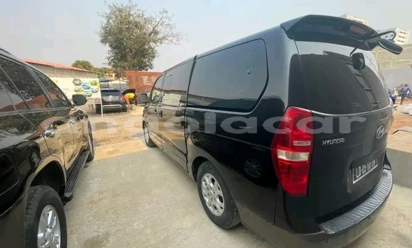 Comprar Usado Hyundai H1 Preto Carro em Luanda em Luanda Province Comprar Usado Hyundai H1 Preto Carro em Luanda em Luanda Province