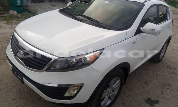 Comprar Usado Kia Sportage Branco Carro em Luanda em Luanda Province