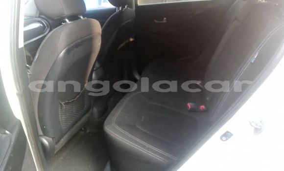 Comprar Usado Kia Sportage Branco Carro em Luanda em Luanda Province Comprar Usado Kia Sportage Branco Carro em Luanda em Luanda Province