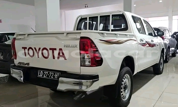 Acheter Occasion Voiture Toyota Hilux Blanc à Luanda, Province de Luanda Acheter Occasion Voiture Toyota Hilux Blanc à Luanda, Province de Luanda