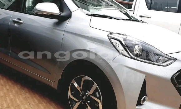 Buy Used Hyundai i10 Silver Car in Luanda in Luanda Province Buy Used Hyundai i10 Silver Car in Luanda in Luanda Province