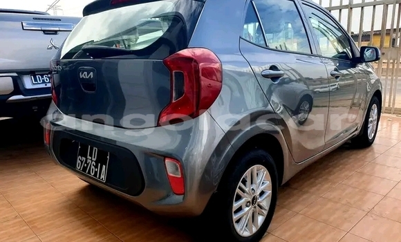 Buy Used Kia Picanto Silver Car in Luanda in Luanda Province Buy Used Kia Picanto Silver Car in Luanda in Luanda Province