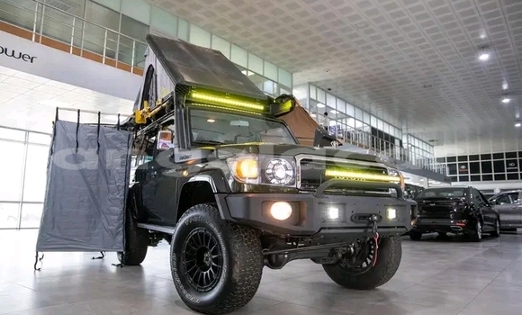 Buy Used Toyota Land Cruiser Other Car in Luanda in Luanda Province