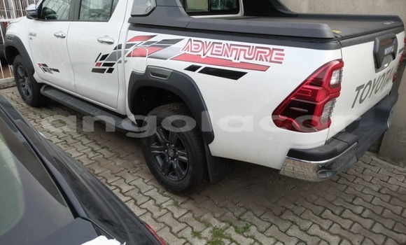 Acheter Occasion Voiture Toyota Hilux Blanc à Luanda, Province de Luanda Acheter Occasion Voiture Toyota Hilux Blanc à Luanda, Province de Luanda