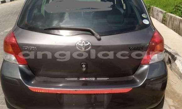 Comprar Usado Toyota Yaris Prata Carro em Luanda em Luanda Province Comprar Usado Toyota Yaris Prata Carro em Luanda em Luanda Province