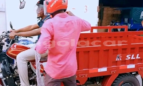 Buy Used Bajaj Qute White Car in Luanda in Luanda Province Buy Used Bajaj Qute White Car in Luanda in Luanda Province