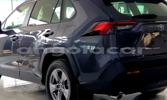 Acheter Occasion Voiture Toyota RAV4 Gris à Luanda, Province de Luanda Acheter Occasion Voiture Toyota RAV4 Gris à Luanda, Province de Luanda