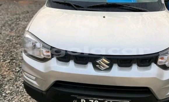 Comprar Usado Suzuki Ertiga Azul Carro em Luanda em Luanda Province Comprar Usado Suzuki Ertiga Azul Carro em Luanda em Luanda Province