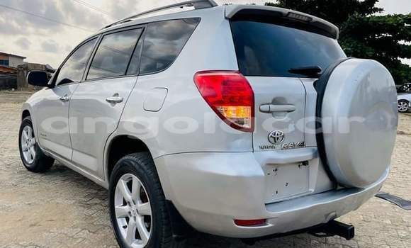 Comprar Usado Toyota RAV4 Prata Carro em Luanda em Luanda Province Comprar Usado Toyota RAV4 Prata Carro em Luanda em Luanda Province