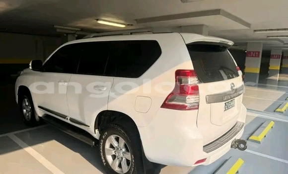 Buy Used Toyota Land Cruiser Prado White Car in Luanda in Luanda Province Buy Used Toyota Land Cruiser Prado White Car in Luanda in Luanda Province