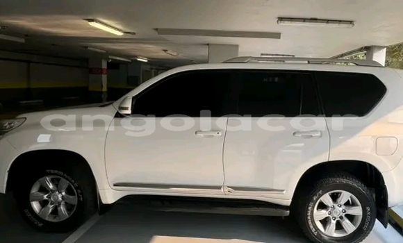 Buy Used Toyota Land Cruiser Prado White Car in Luanda in Luanda Province Buy Used Toyota Land Cruiser Prado White Car in Luanda in Luanda Province