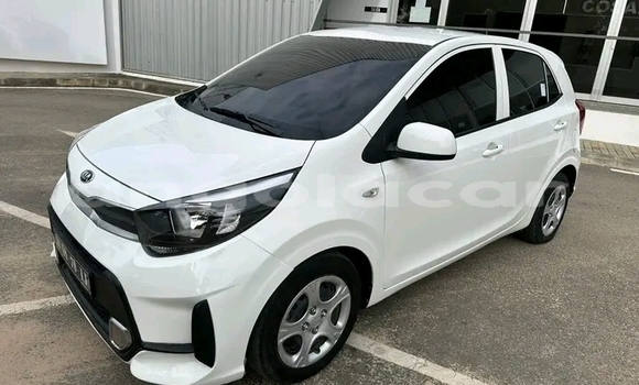 Acheter Occasion Voiture Kia Morning Blanc à Luanda, Province de Luanda Acheter Occasion Voiture Kia Morning Blanc à Luanda, Province de Luanda