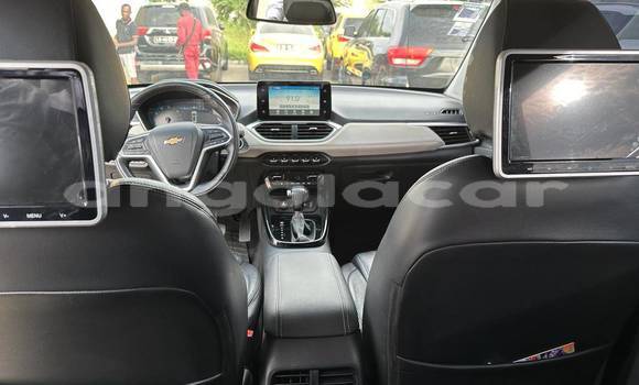 Buy Used Chevrolet Captiva White Car in Caluquembe in Huila Buy Used Chevrolet Captiva White Car in Caluquembe in Huila