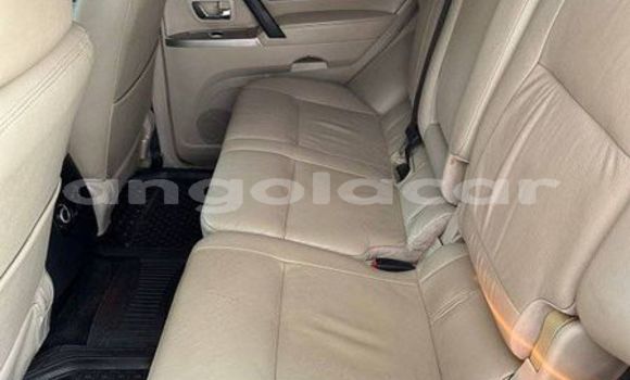 Buy Used Mitsubishi Pajero Other Car in Cabinda in Cabinda Buy Used Mitsubishi Pajero Other Car in Cabinda in Cabinda