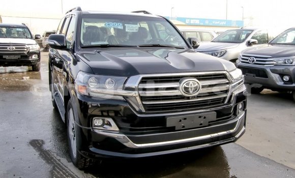 Comprar Importar Toyota Land Cruiser Preto Carro em Import - Dubai em Bengo Province Comprar Importar Toyota Land Cruiser Preto Carro em Import - Dubai em Bengo Province