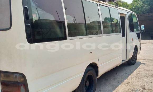 Buy Used Toyota Coaster White Car in Caala in Huambo Buy Used Toyota Coaster White Car in Caala in Huambo