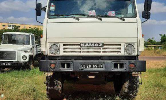 Medium with watermark komatsu d31s cabinda cabinda 37019