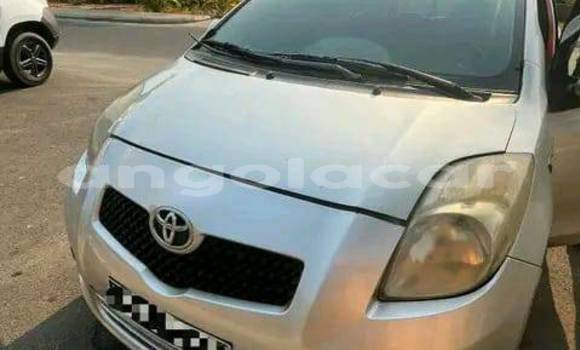 Comprar Usado Toyota Yaris Outro Carro em Cabinda em Cabinda