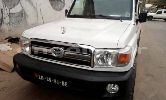 Buy Used Toyota Land Cruiser White Car in Cabinda in Cabinda Buy Used Toyota Land Cruiser White Car in Cabinda in Cabinda