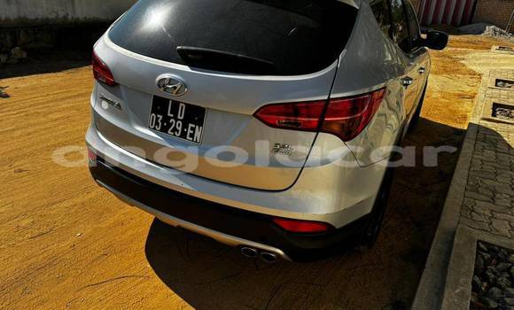 Buy Used Hyundai Santa Fe Other Car in Caala in Huambo Buy Used Hyundai Santa Fe Other Car in Caala in Huambo