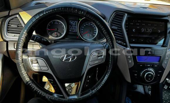 Buy Used Hyundai Santa Fe Other Car in Caala in Huambo Buy Used Hyundai Santa Fe Other Car in Caala in Huambo